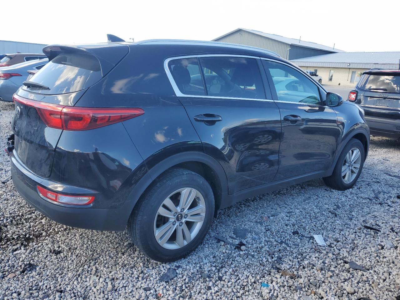 2019 KIA Sportage VIN KNDPMCAC9K7505915 Copart auction photo, vandalism damage thumbnail 3