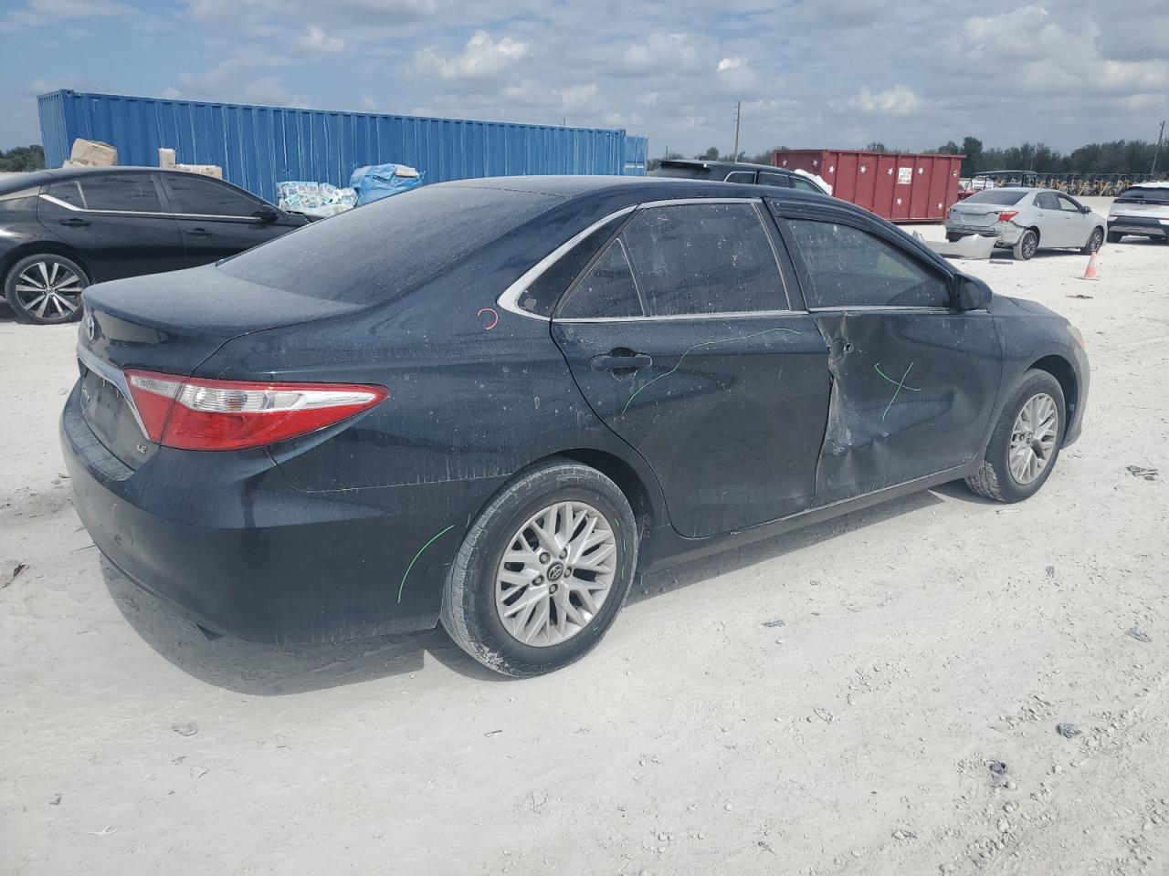 2017 Toyota Camry VIN 4T1BF1FK5HU714793 Copart auction photo, side damage thumbnail 3