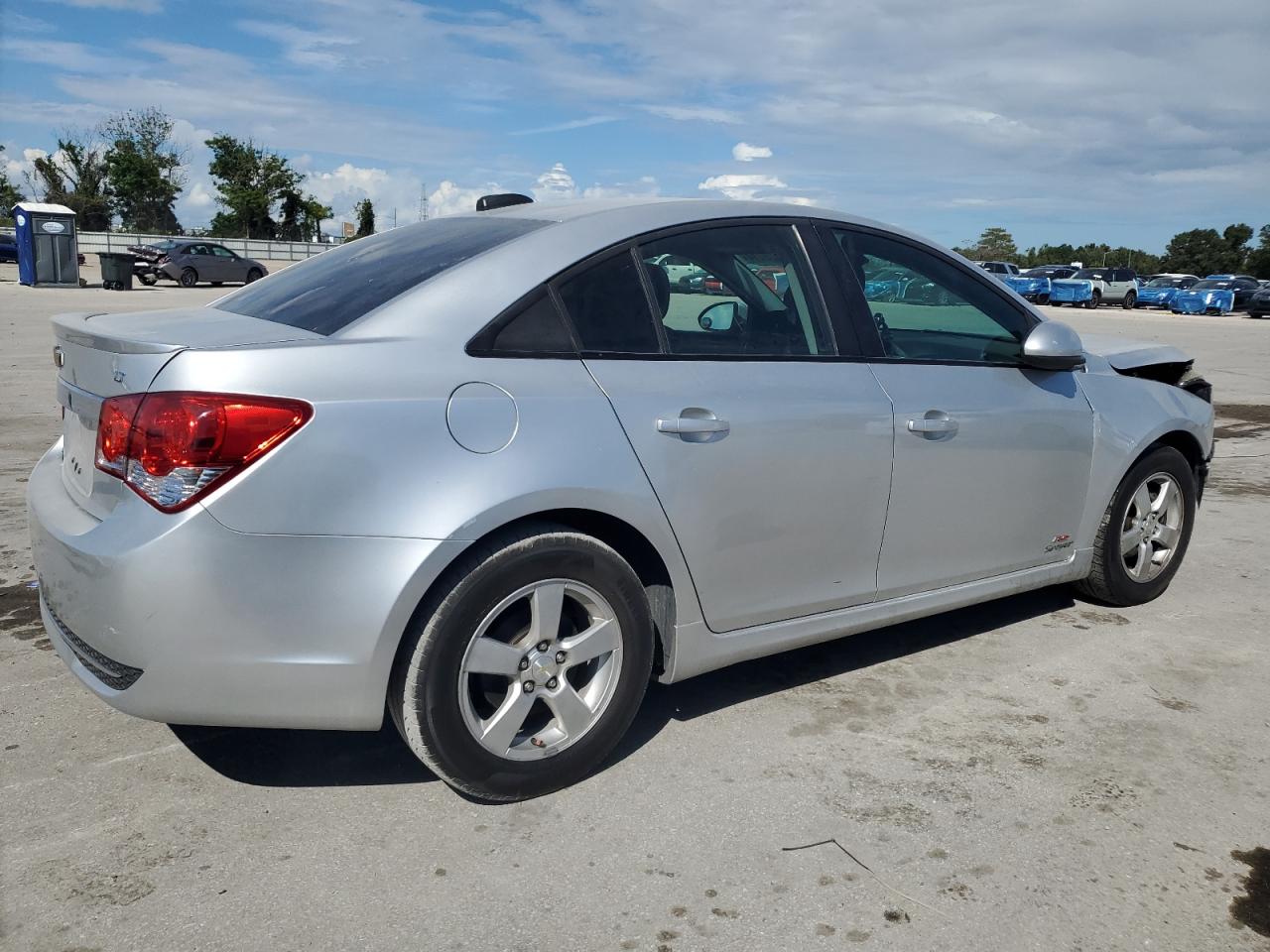 2015 Chevrolet Cruze VIN 1G1PC5SB7F7260762 Copart auction photo, front end damage thumbnail 3