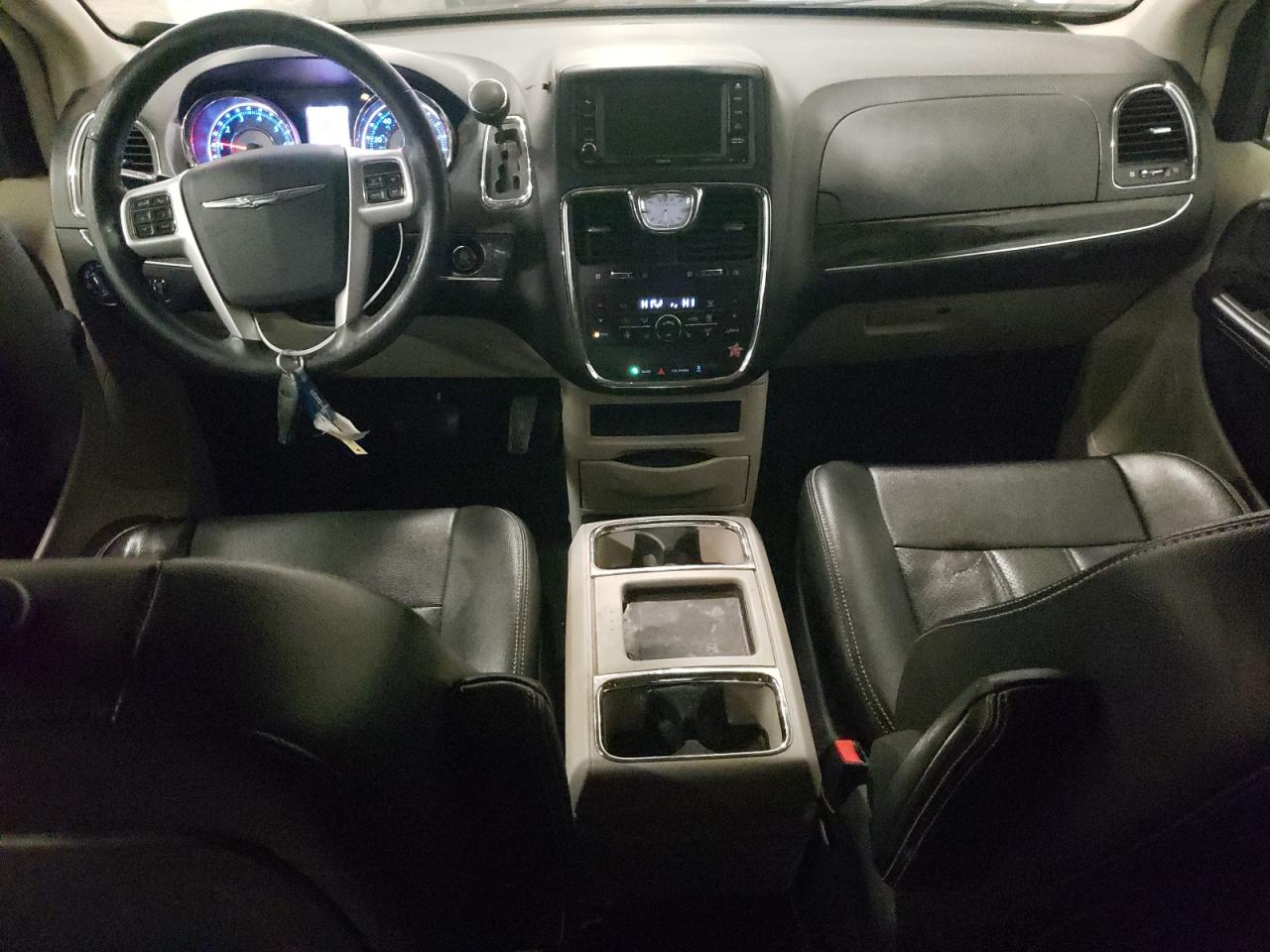 2014 Chrysler Town & Country VIN 2C4RC1CG8ER338661 Copart auction photo, front end damage thumbnail 8