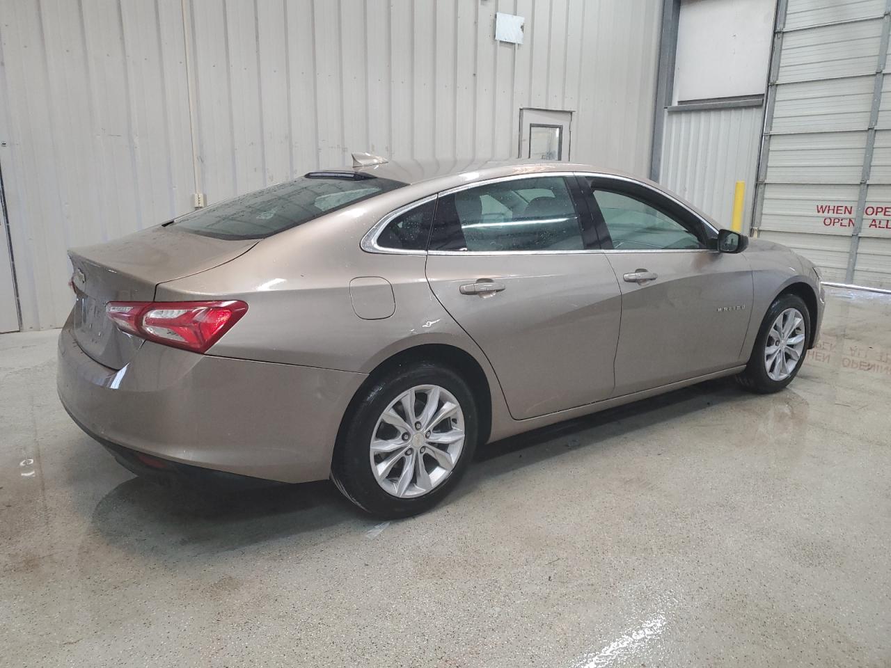 2022 Chevrolet Malibu VIN 1G1ZD5ST1NF181008 Copart auction photo, top/roof / mechanical damage thumbnail 3