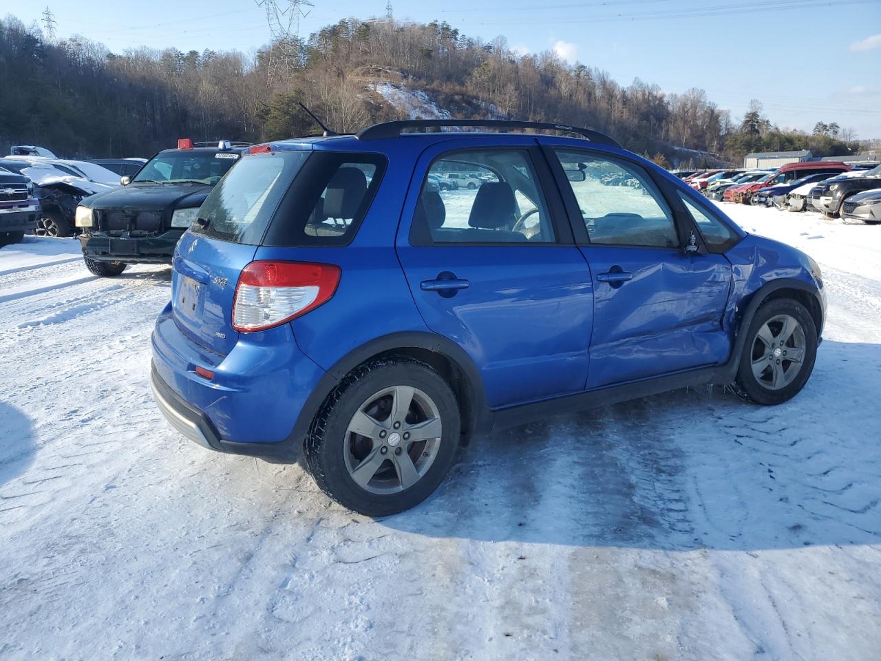 2012 Suzuki SX4 VIN JS2YB5A33C6302456 Copart auction photo, front end / side damage thumbnail 3