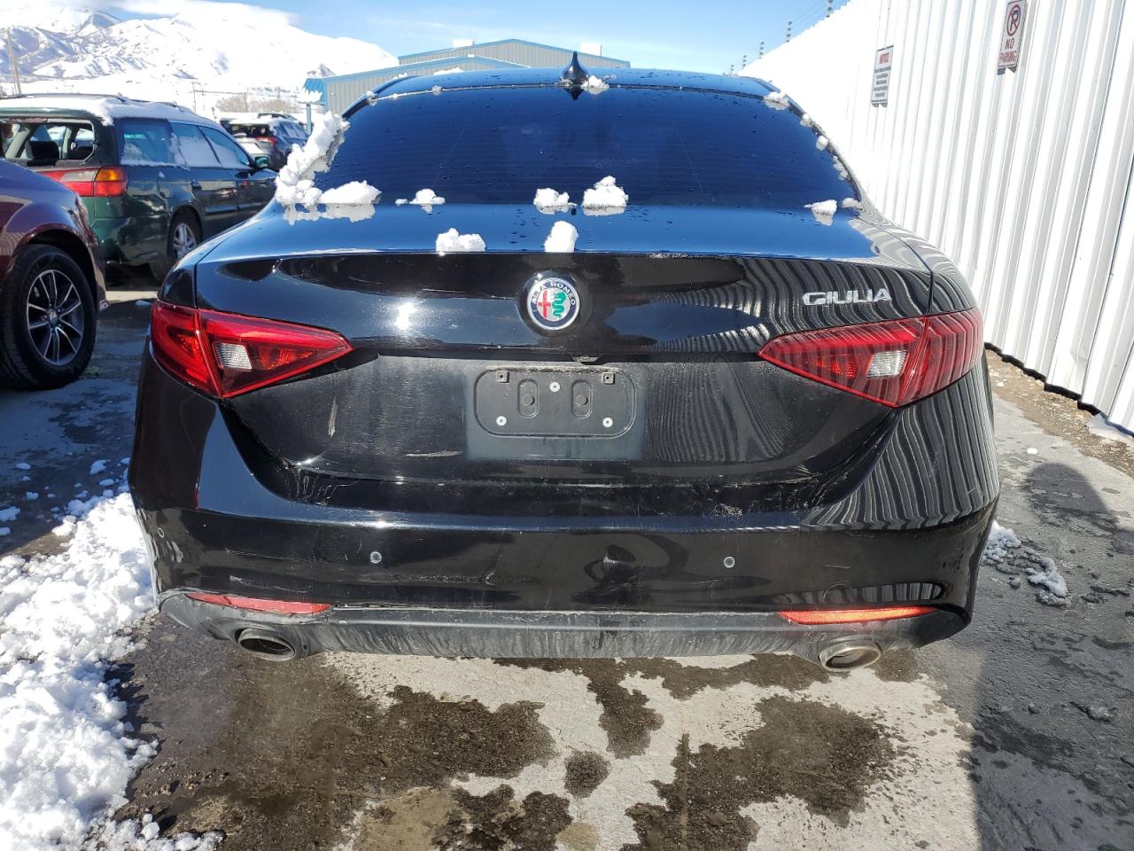 2018 Alfa Romeo Giulia VIN ZARFAEBN7J7564160 Copart auction photo, normal wear damage thumbnail 6