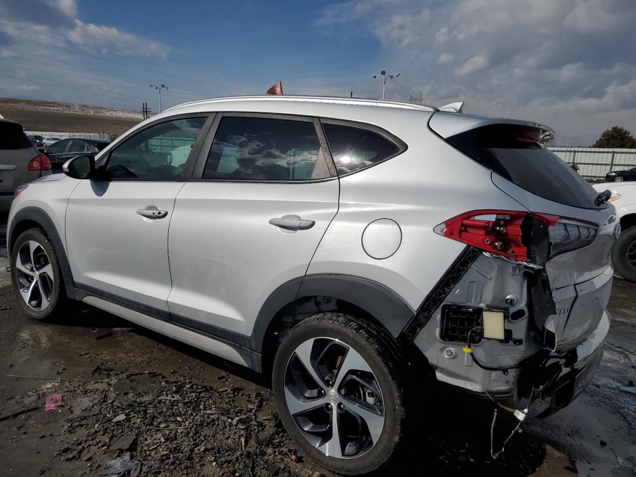 2018 Hyundai Tucson VIN KM8J3CAL6JU774880 Copart auction photo, side / rear end damage thumbnail 2