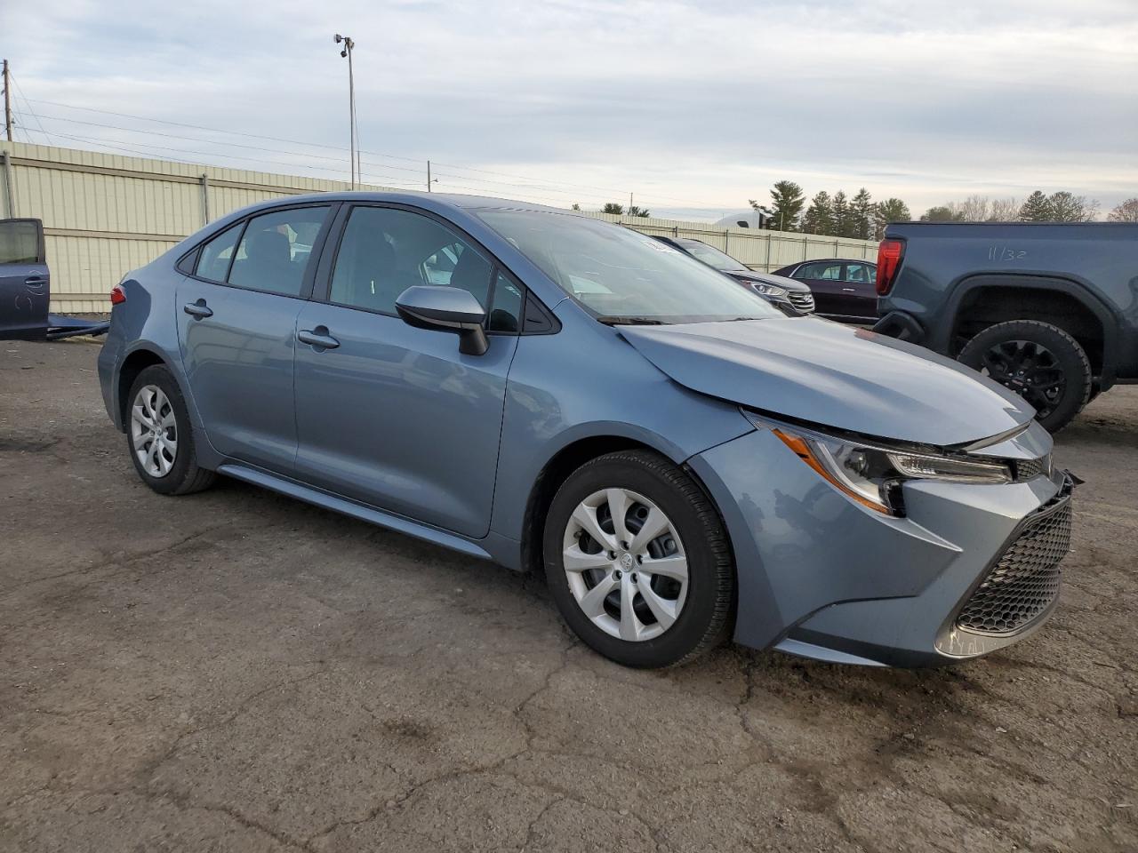 2020 Toyota Corolla VIN 5YFEPRAE7LP026623 Copart auction photo, front end / undercarriage damage thumbnail 4