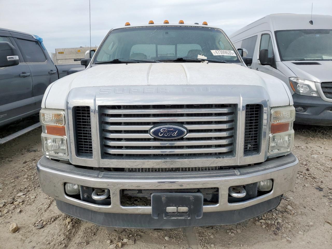 2010 Ford F350 VIN 1FTWW3DR6AEA53275 Copart auction photo, normal wear damage thumbnail 5