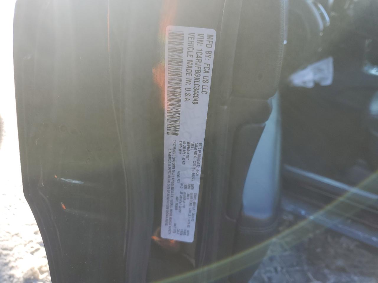 2020 Jeep Grand Cherokee VIN 1C4RJFBGXLC344049 Copart auction photo, front end damage thumbnail 13
