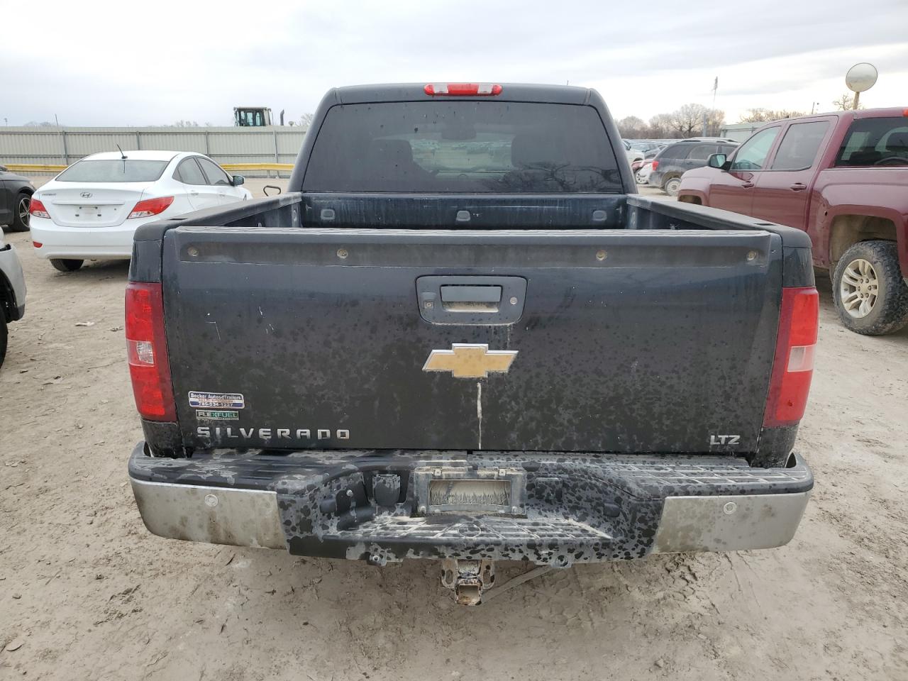 2011 Chevrolet Silverado VIN 3GCPKTE34BG312995 Copart auction photo, front end damage thumbnail 6