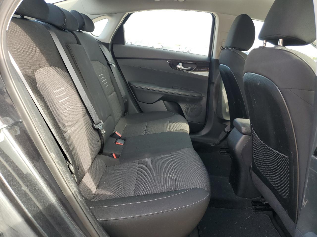 2019 KIA Forte VIN 3KPF34AD1KE041967 Copart auction photo, all over damage thumbnail 10