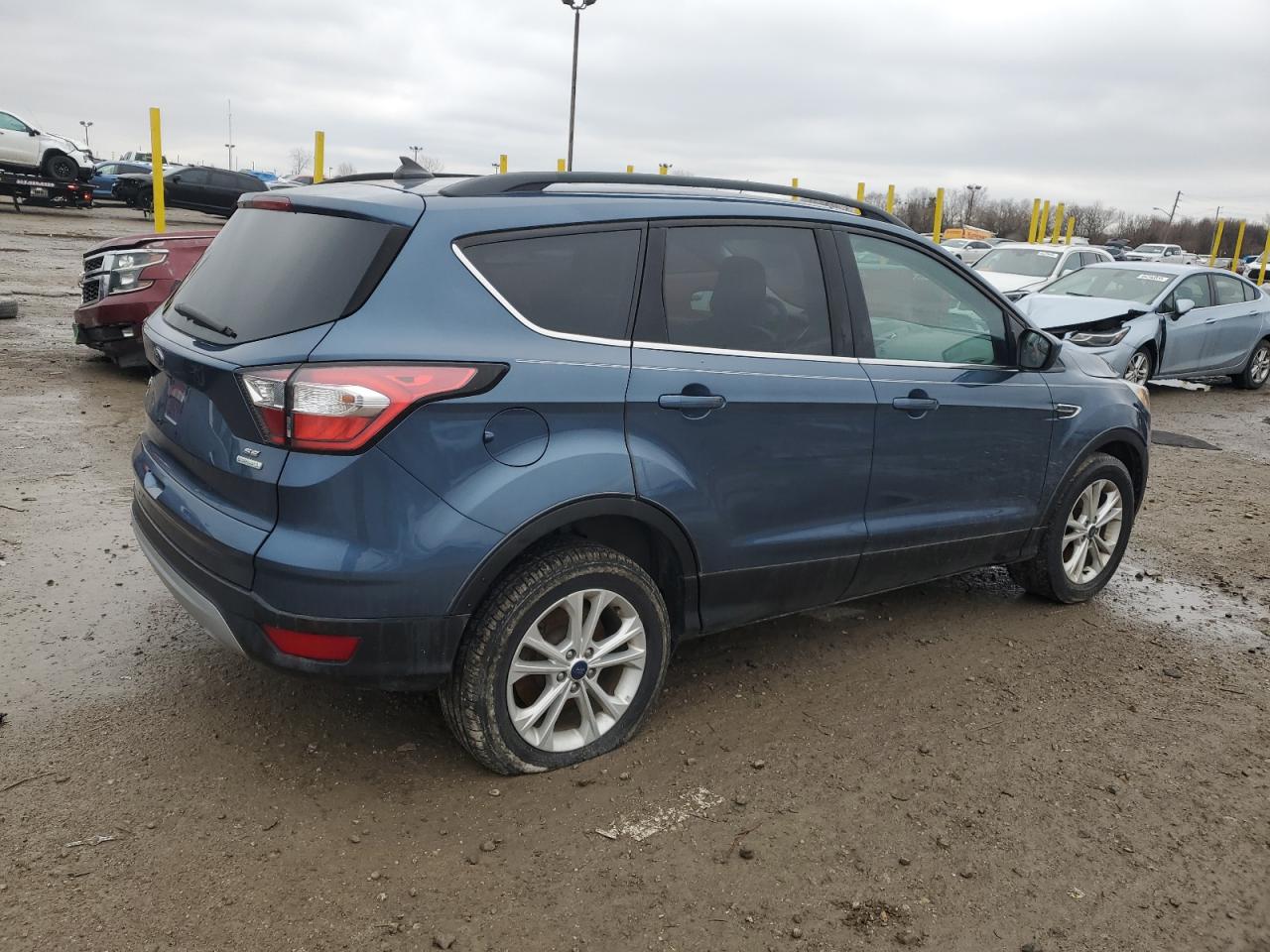 2018 Ford Escape VIN 1FMCU0GD6JUB05920 Copart auction photo, minor dent/scratches damage thumbnail 3