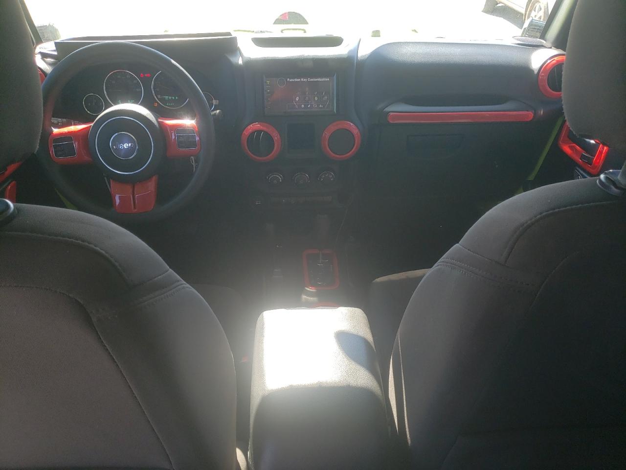 2016 Jeep Wrangler VIN 1C4BJWDG2GL320624 Copart auction photo, front end / minor dent/scratches damage thumbnail 8
