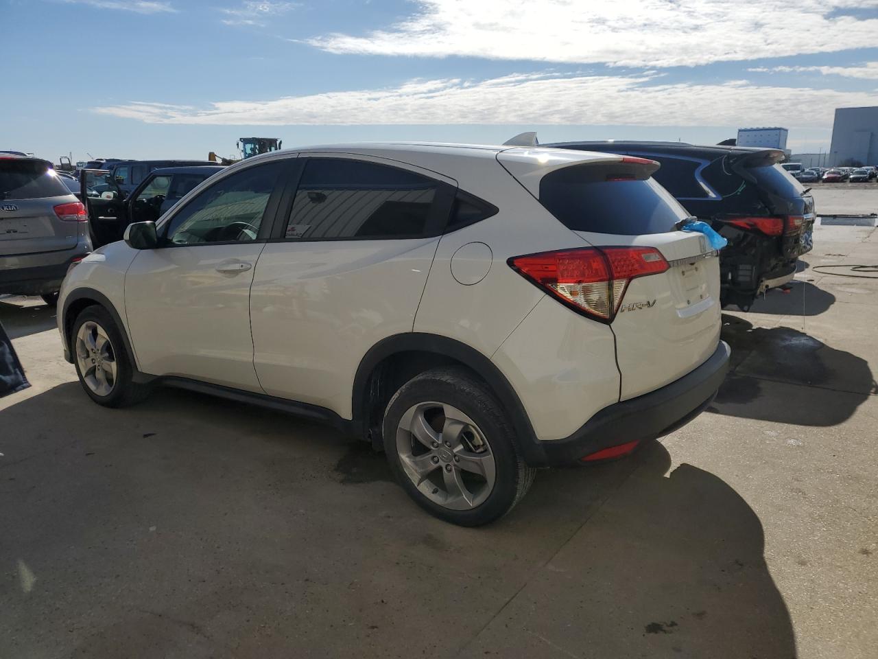 2022 Honda HR-V VIN 3CZRU5H37NM702676 Copart auction photo, side damage thumbnail 2