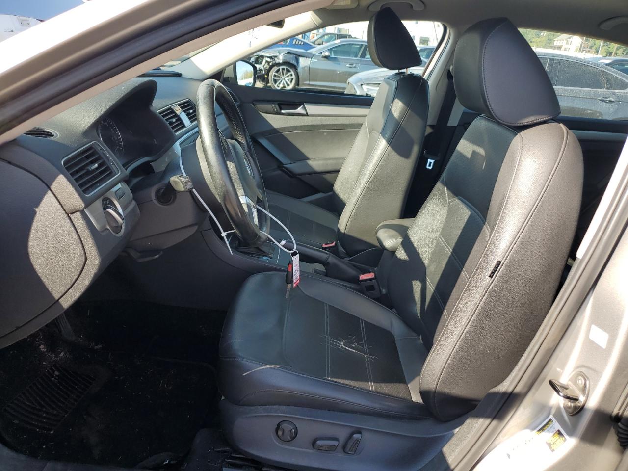2014 Volkswagen Passat VIN 1VWAT7A39EC030582 Copart auction photo, side / front end damage thumbnail 7