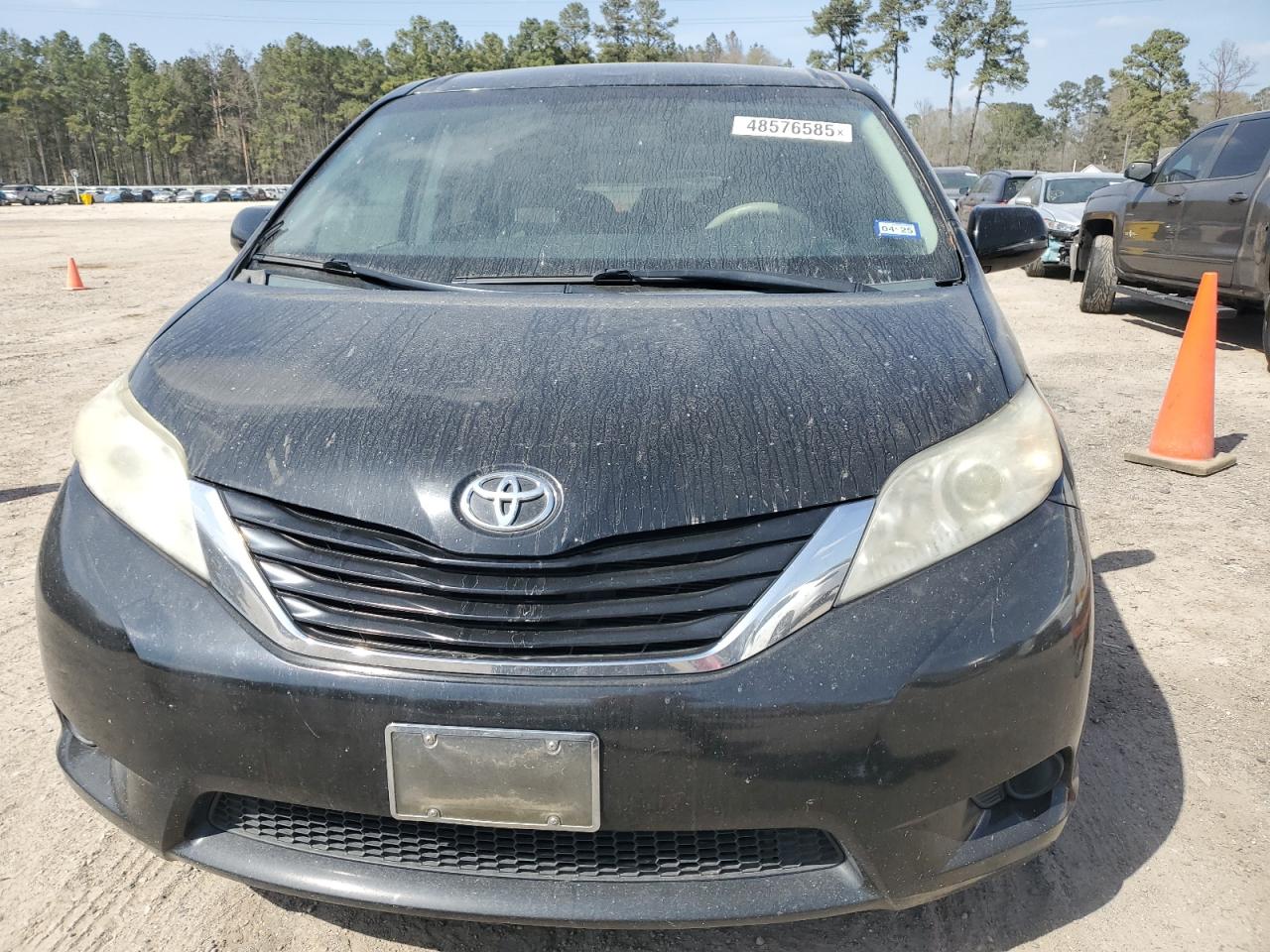 2014 Toyota Sienna VIN 5TDKK3DC4ES454507 Copart auction photo, rear end damage thumbnail 5