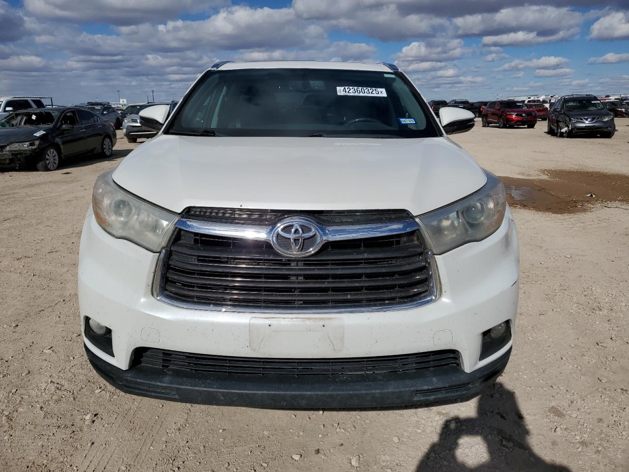 2014 Toyota Highlander VIN 5TDKKRFH7ES031206 Copart auction photo, hail damage thumbnail 5
