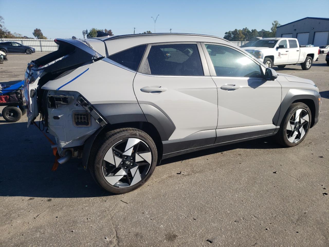 2024 Hyundai Kona VIN KM8HE3A37RU083166 Copart auction photo, rear end damage thumbnail 3