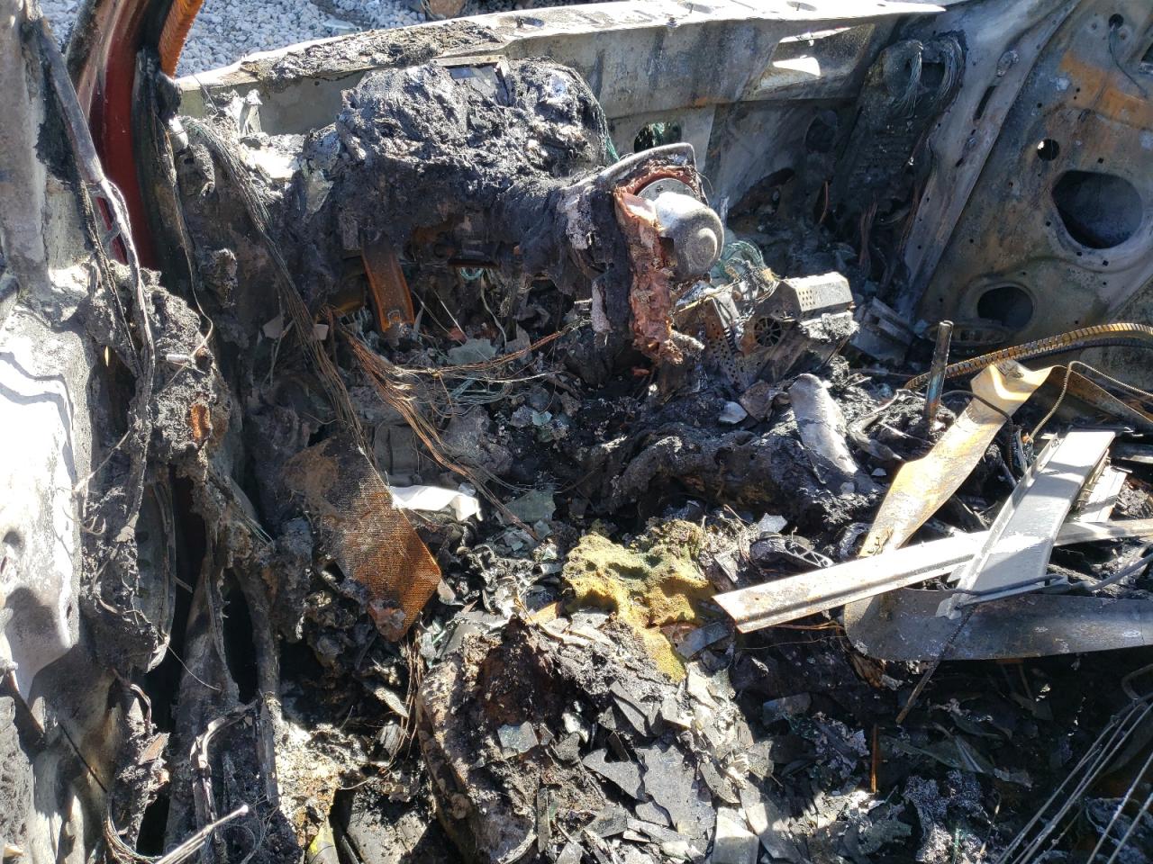 2011 Land Rover Range Rover VIN SALSK2D47BA290531 Copart auction photo, burn damage thumbnail 8