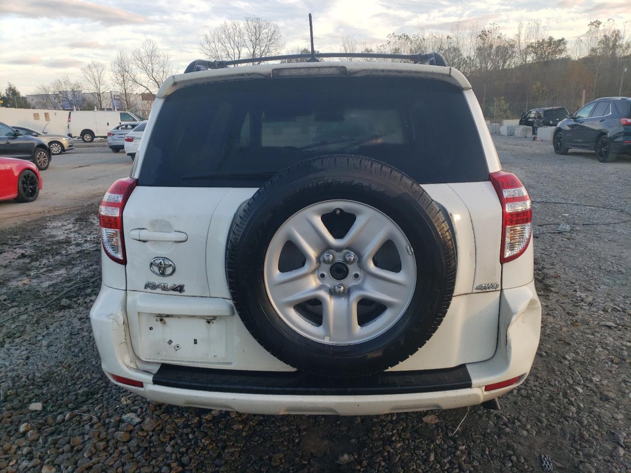 2011 Toyota RAV 4 VIN 2T3BF4DV9BW118339 Copart auction photo, side damage thumbnail 6