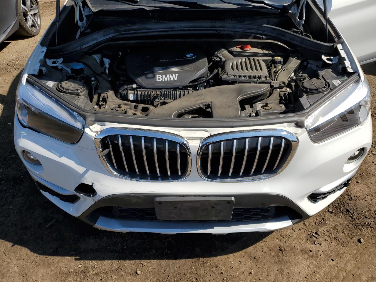 2017 BMW X1 VIN WBXHT3C36H5F87729 Copart auction photo, front end damage thumbnail 14