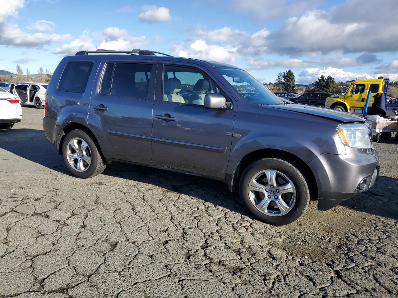 2014 Honda Pilot VIN 5FNYF3H5XEB003130 Copart auction photo, side / all over damage thumbnail 4