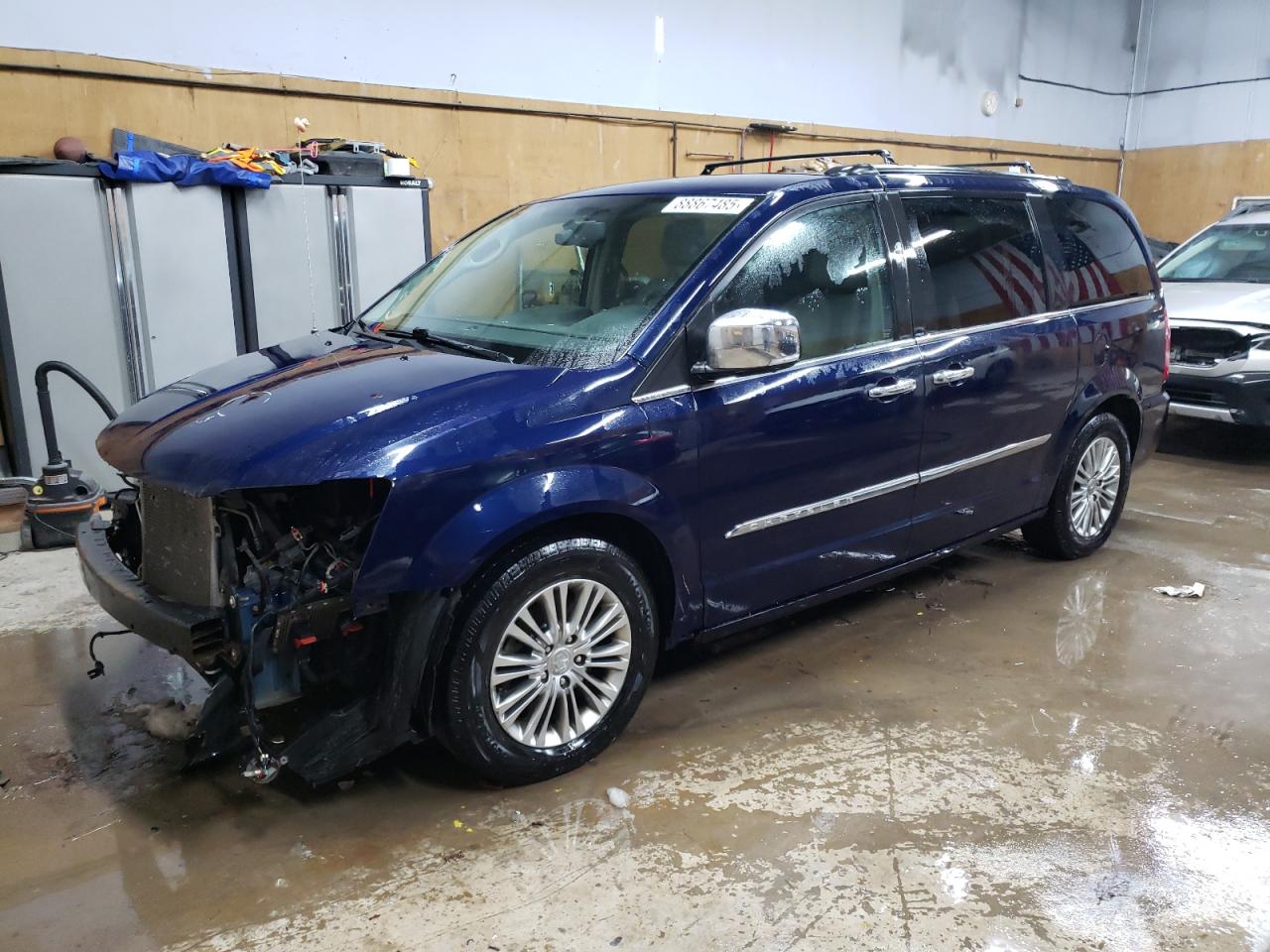 2013 Chrysler Town & Country VIN 2C4RC1CG1DR735045