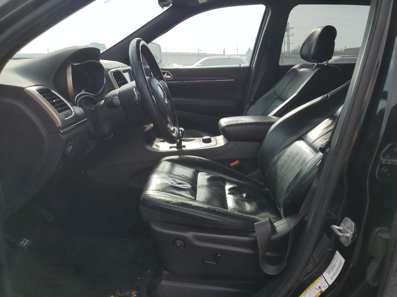2015 Jeep Grand Cherokee VIN 1C4RJFBGXFC650592 Copart auction photo, vandalism / all over damage thumbnail 7