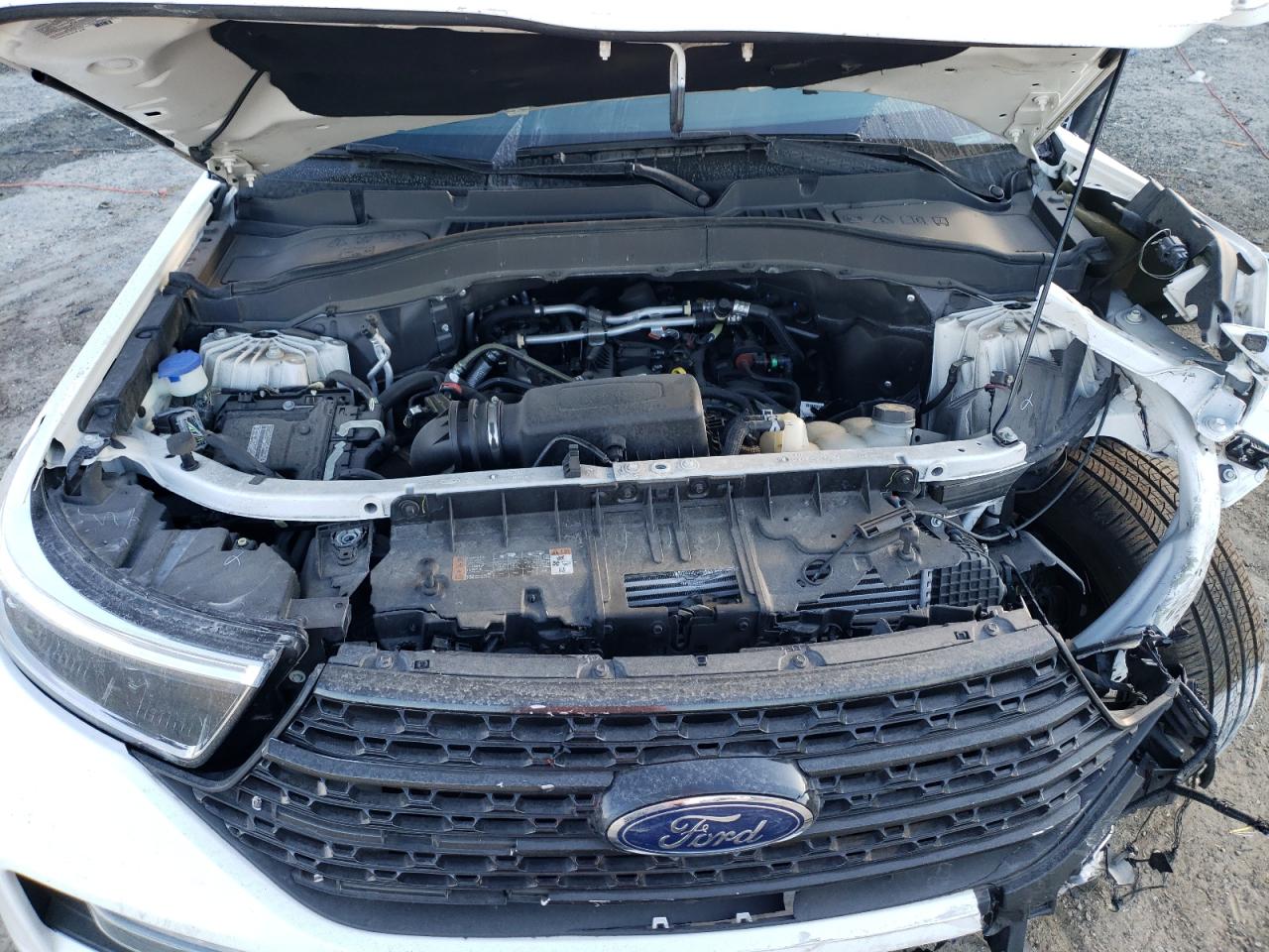 2021 Ford Explorer VIN 1FMSK7DH7MGA92342 Copart auction photo, front end damage thumbnail 12