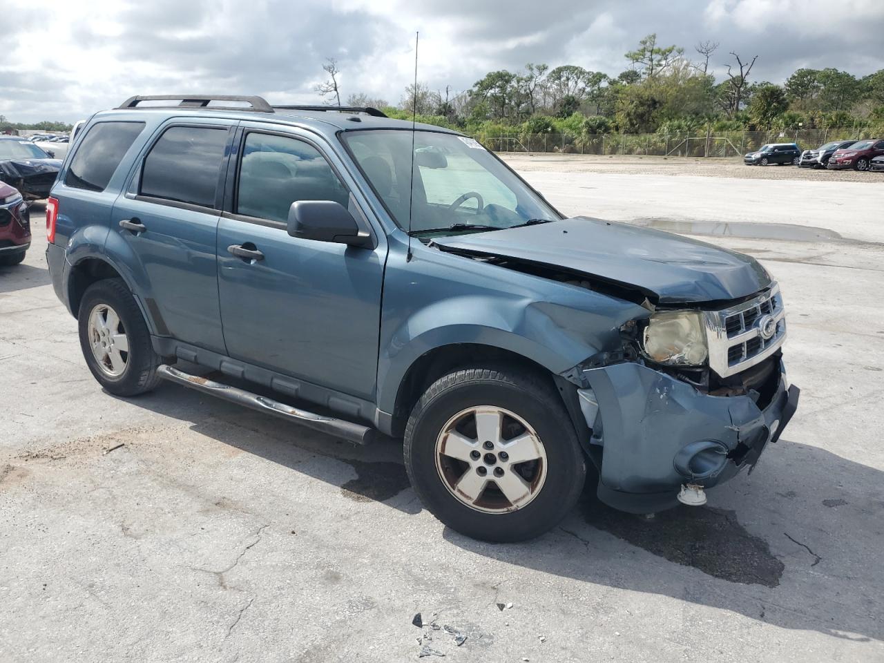 2012 Ford Escape VIN 1FMCU9D75CKA32427 Copart auction photo, front end / minor dent/scratches damage thumbnail 4