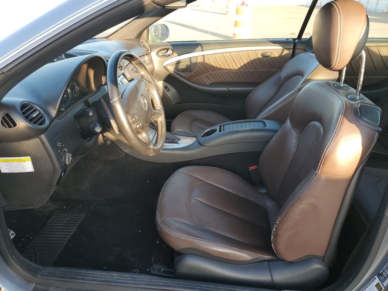 2009 Mercedes-Benz CLK-klasse VIN WDBTJ56H19F266334 Copart auction photo, vandalism damage thumbnail 7