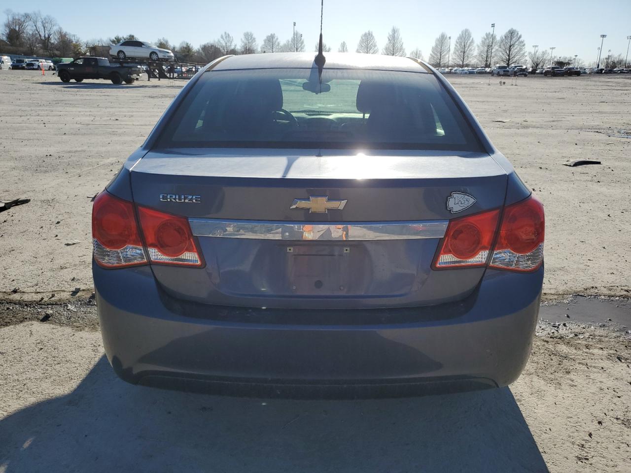 2013 Chevrolet Cruze VIN 1G1PA5SH6D7266320 Copart auction photo, front end / minor dent/scratches damage thumbnail 6