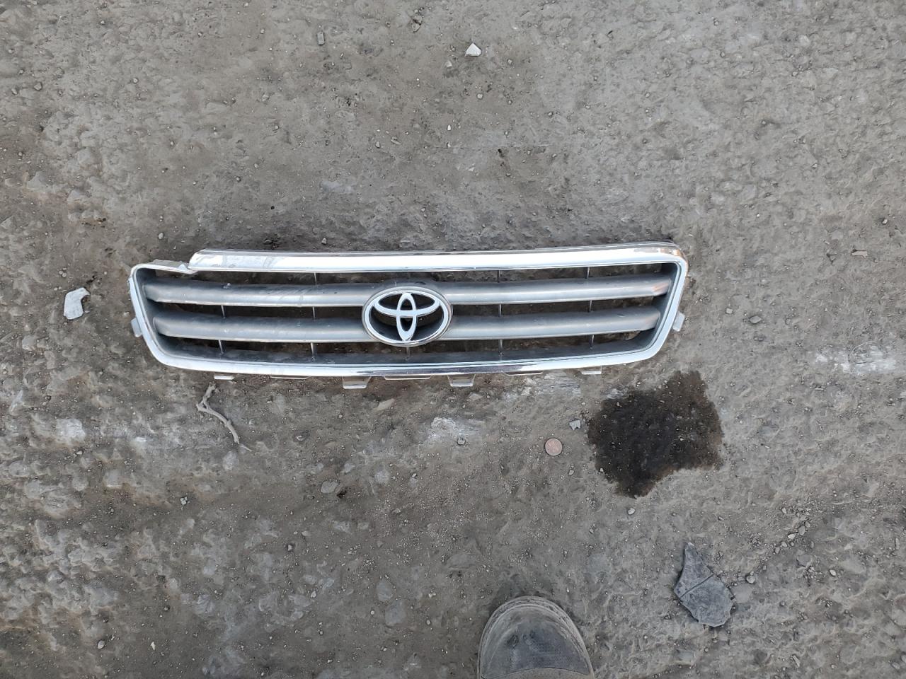 2000 Toyota Camry VIN 4T1BF28KXYU936829 Copart auction photo, front end damage thumbnail 12