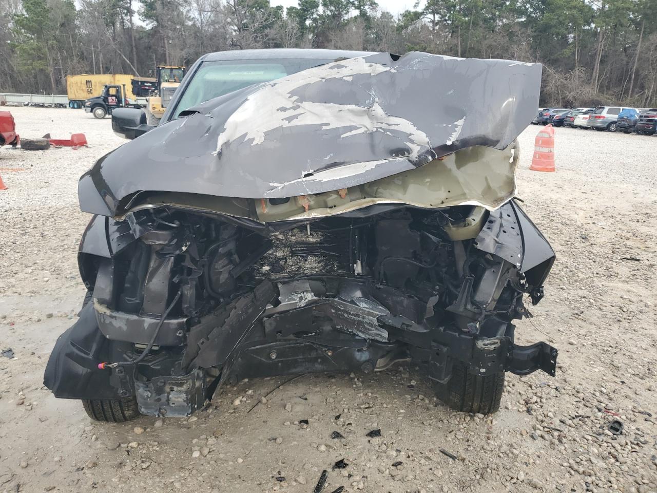 2018 RAM 1500 VIN 1C6RR7MT4JS109407 Copart auction photo, front end / minor dent/scratches damage thumbnail 5