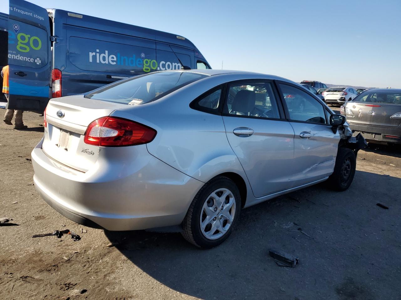 2013 Ford Fiesta VIN 3FADP4AJ1DM142104 Copart auction photo, front end / side damage thumbnail 3