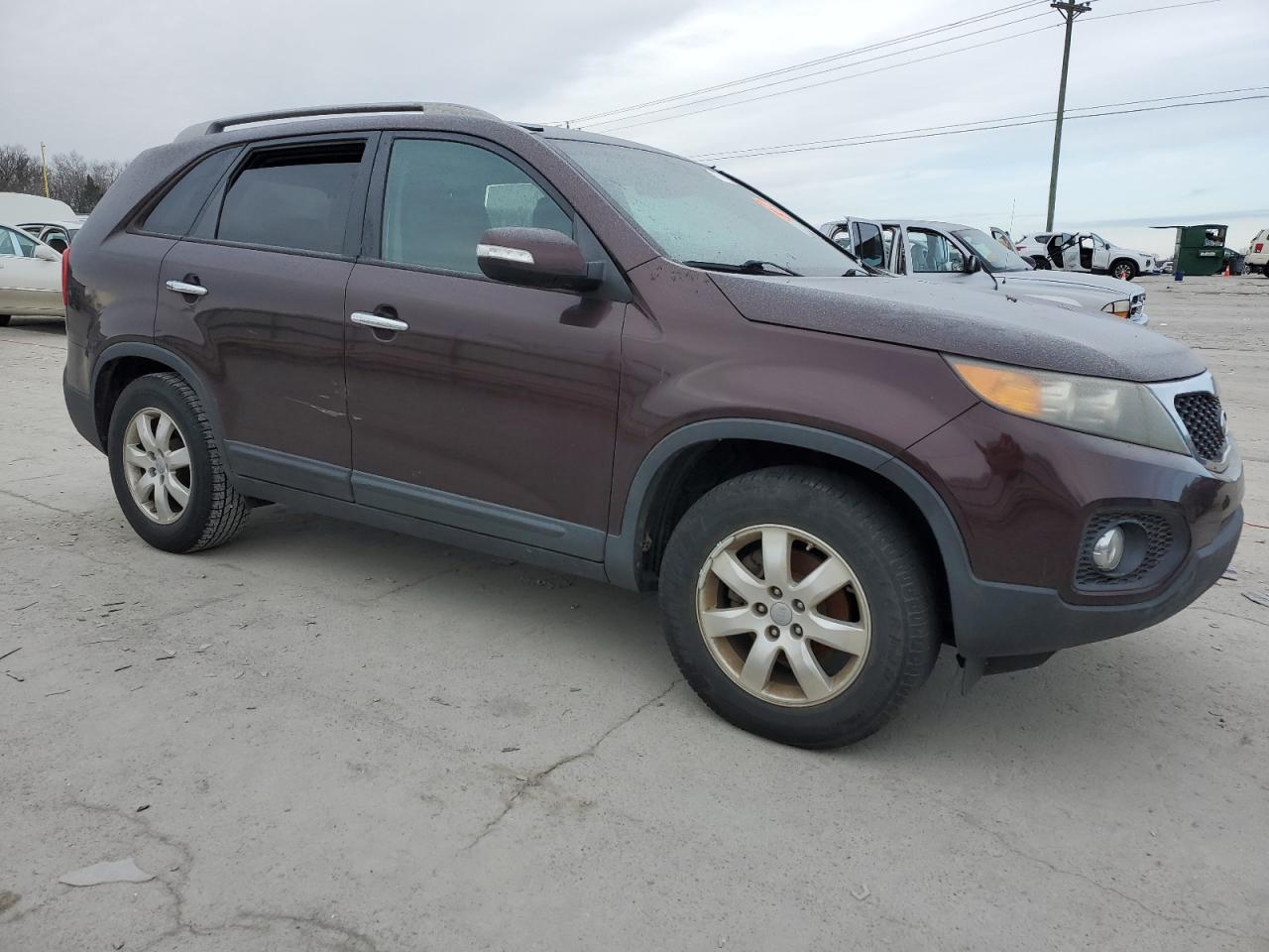 2012 KIA Sorento VIN 5XYKT3A66CG220567 Copart auction photo, side / minor dent/scratches damage thumbnail 4