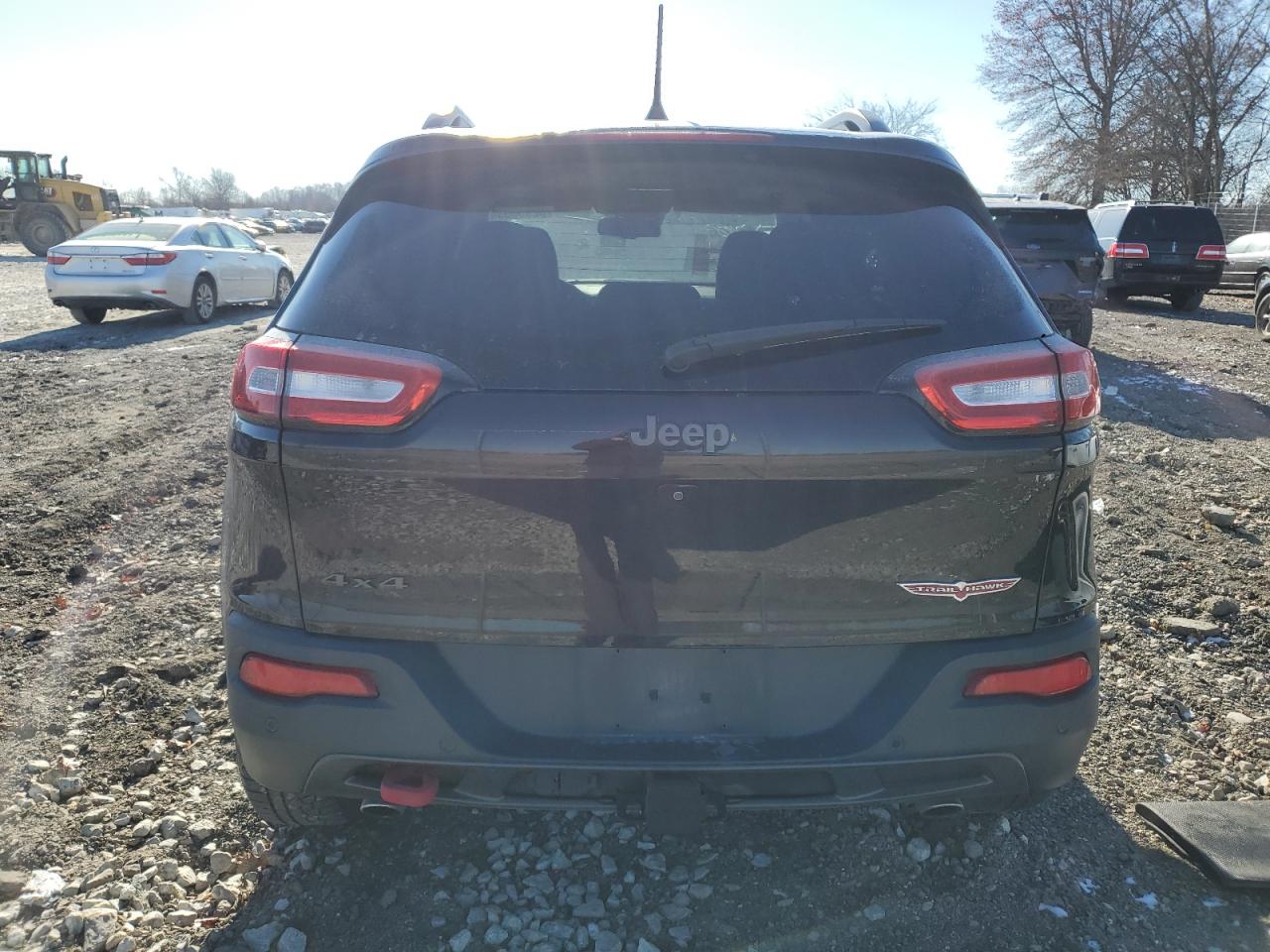 2017 Jeep Cherokee VIN 1C4PJMBS3HW555244 Copart auction photo, front end / minor dent/scratches damage thumbnail 6