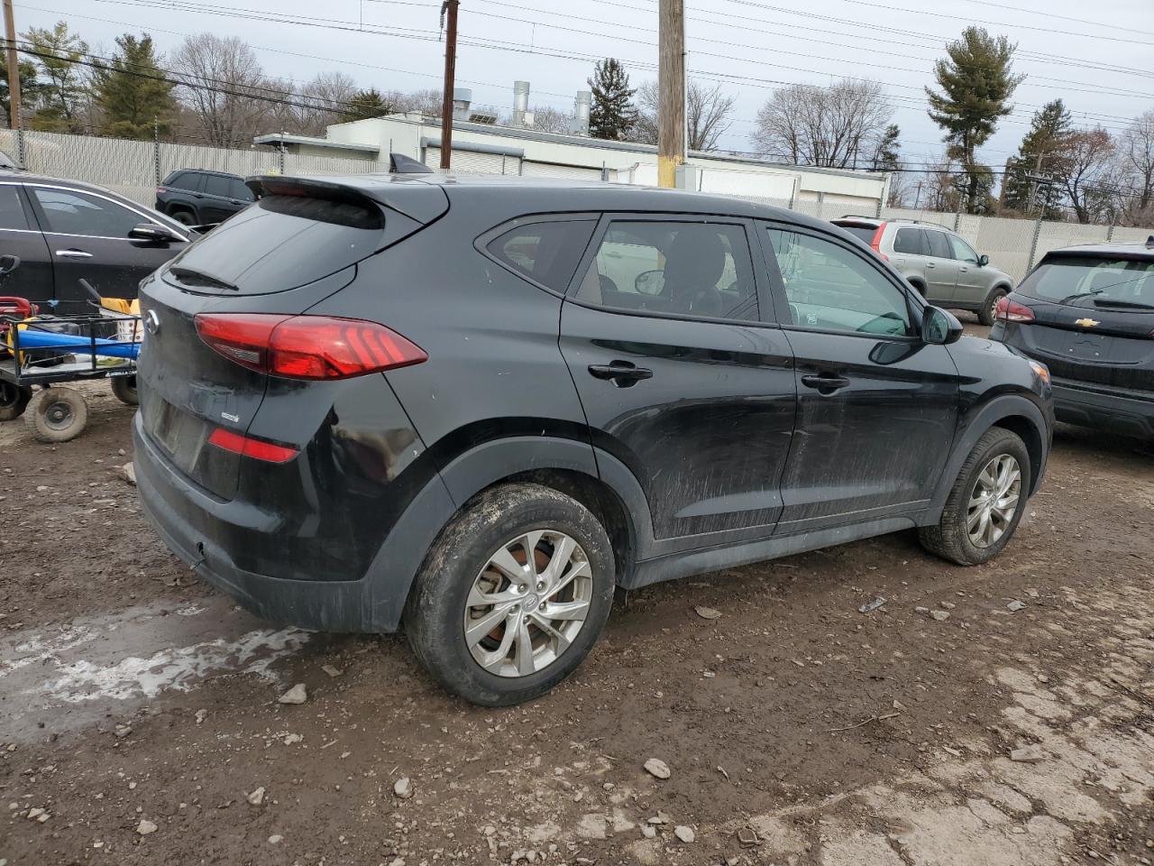2021 Hyundai Tucson VIN KM8J2CA45MU385499 Copart auction photo, vandalism damage thumbnail 3