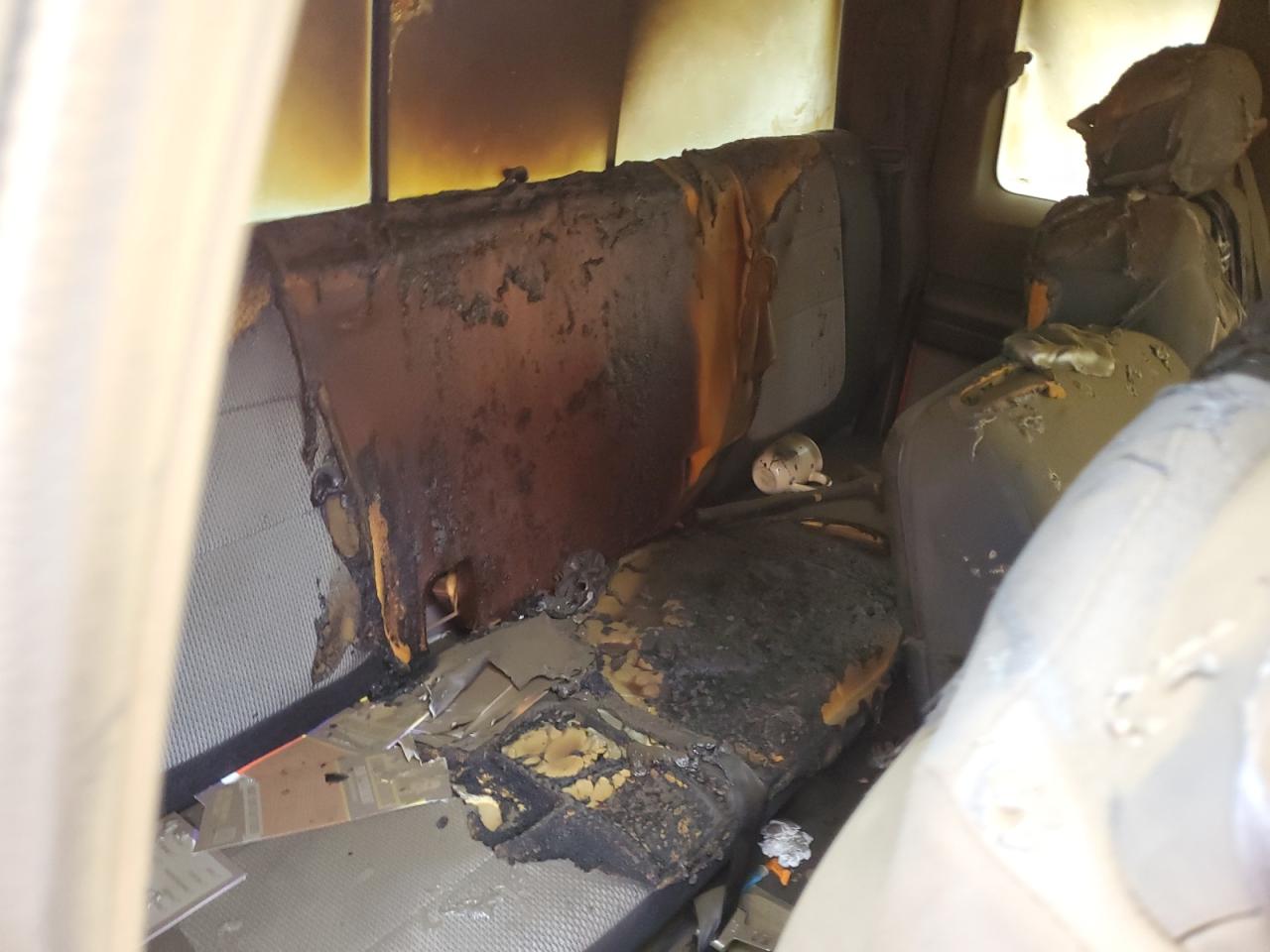 2006 Ford F350 VIN 1FTWX30Y76EB71059 Copart auction photo, burn / rear end damage thumbnail 11