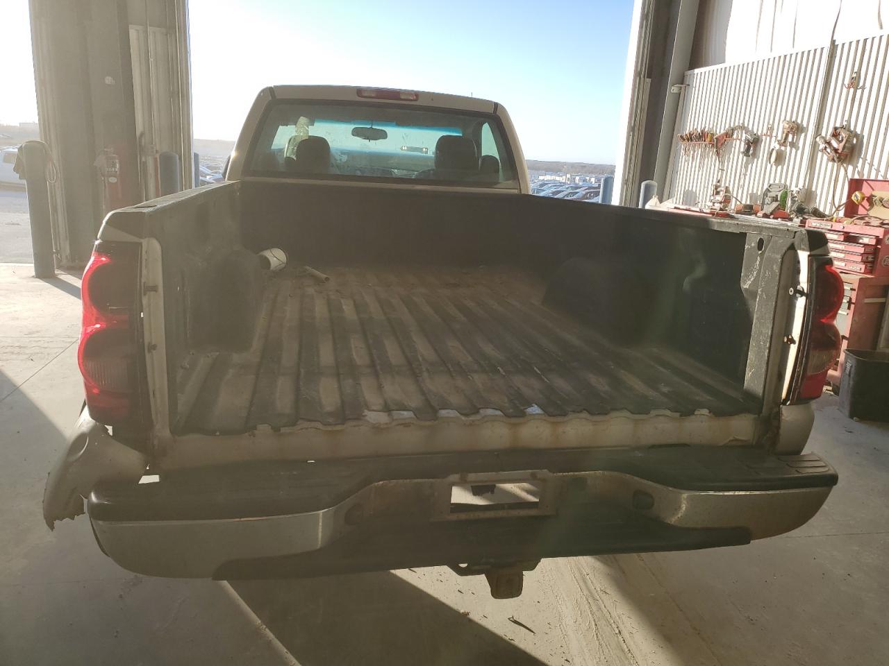 2005 Chevrolet Silverado VIN 1GCEC14X45Z299554 Copart auction photo, all over damage thumbnail 6