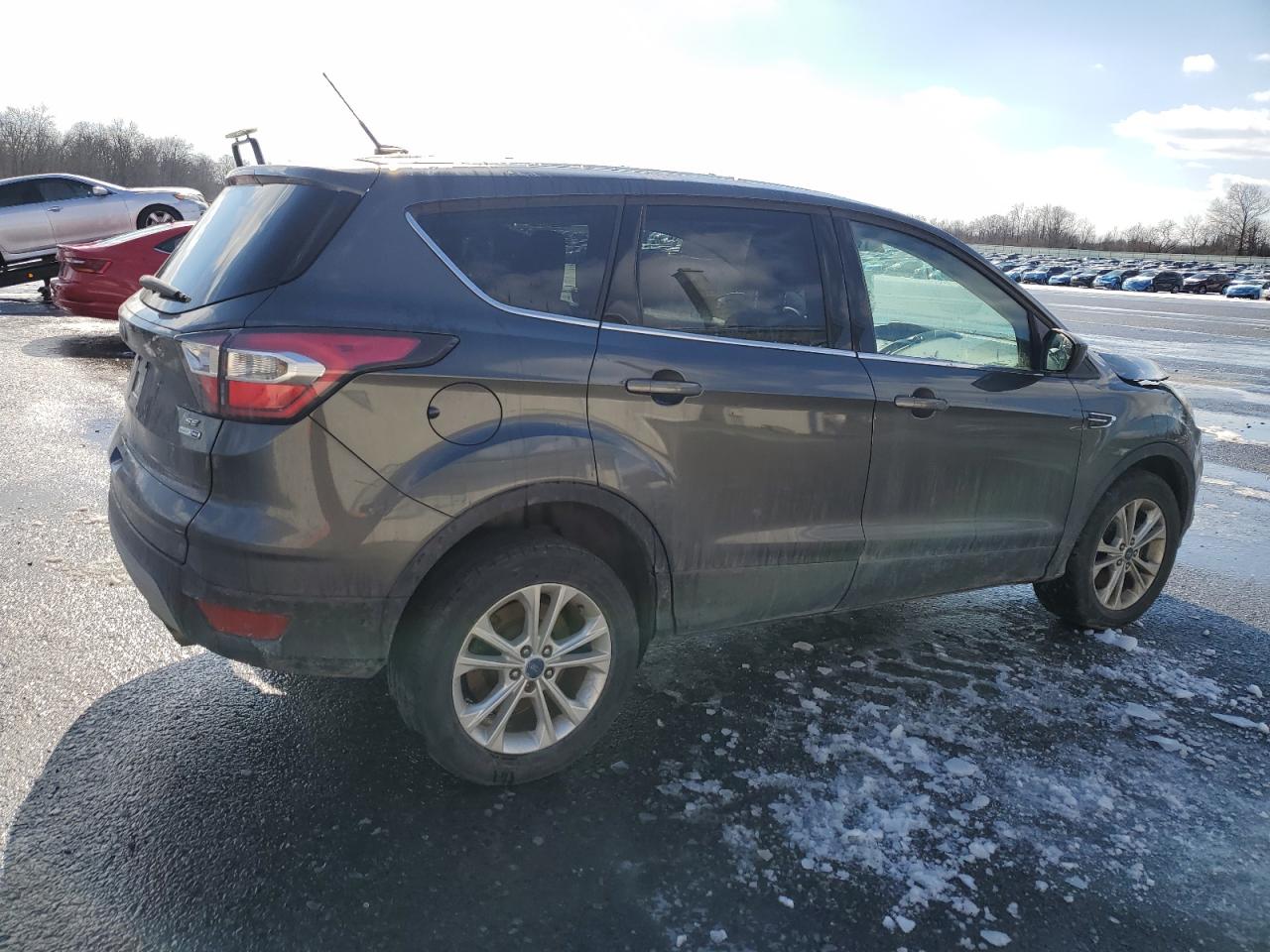 2017 Ford Escape VIN 1FMCU9GD4HUA87576 Copart auction photo, front end damage thumbnail 3