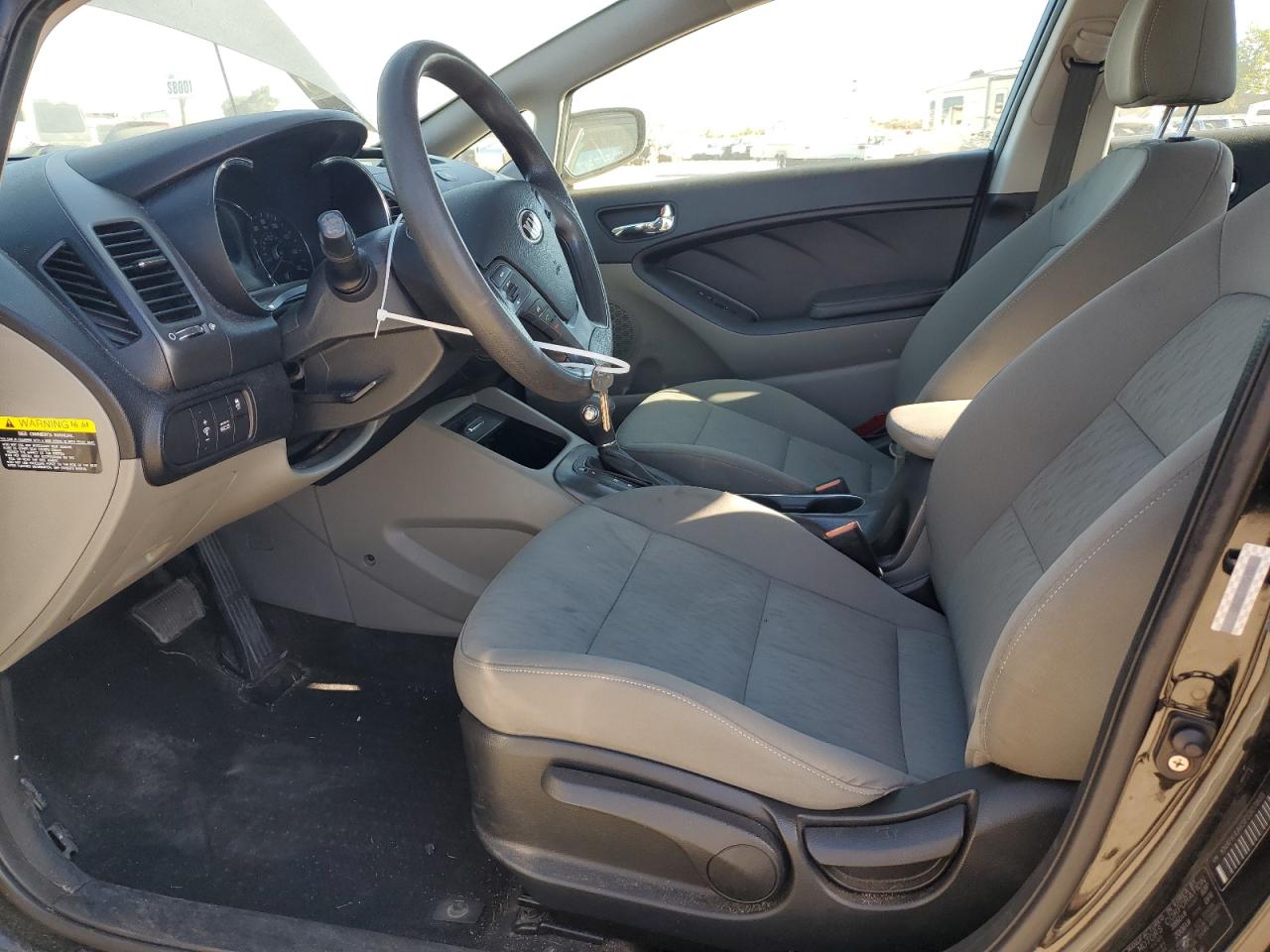 2015 KIA Forte VIN KNAFK4A65F5307803 Copart auction photo, all over damage thumbnail 7