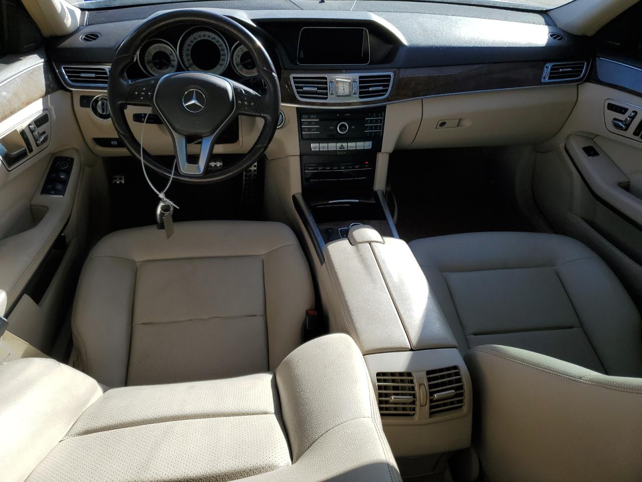 2016 Mercedes-Benz E-klasse VIN WDDHF8JB3GB171782 Copart auction photo, front end / side damage thumbnail 8