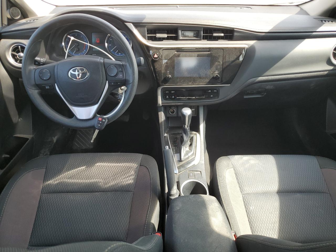 2018 Toyota Corolla VIN 2T1BURHE8JC986466 Copart auction photo, front end damage thumbnail 8