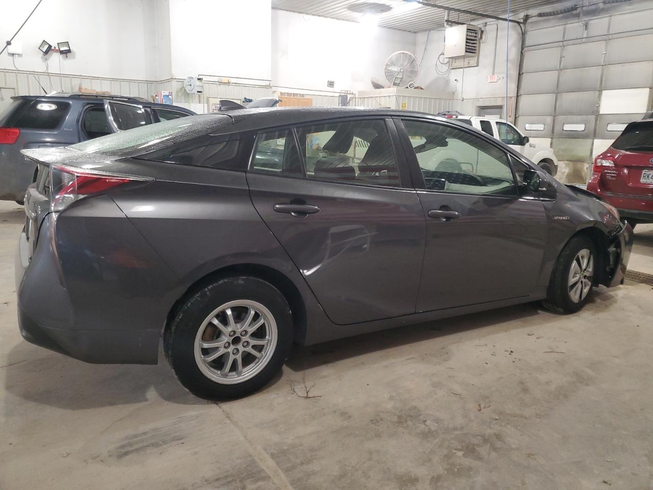 2017 Toyota Prius VIN JTDKARFU6H3041683 Copart auction photo, front end / side damage thumbnail 3