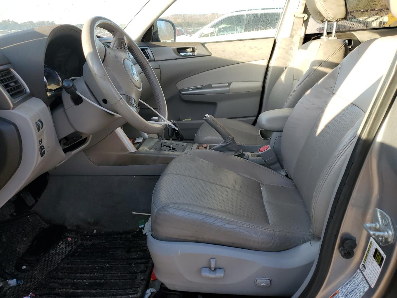 2009 Subaru Forester VIN JF2SH64669H786700 Copart auction photo, front end / minor dent/scratches damage thumbnail 7