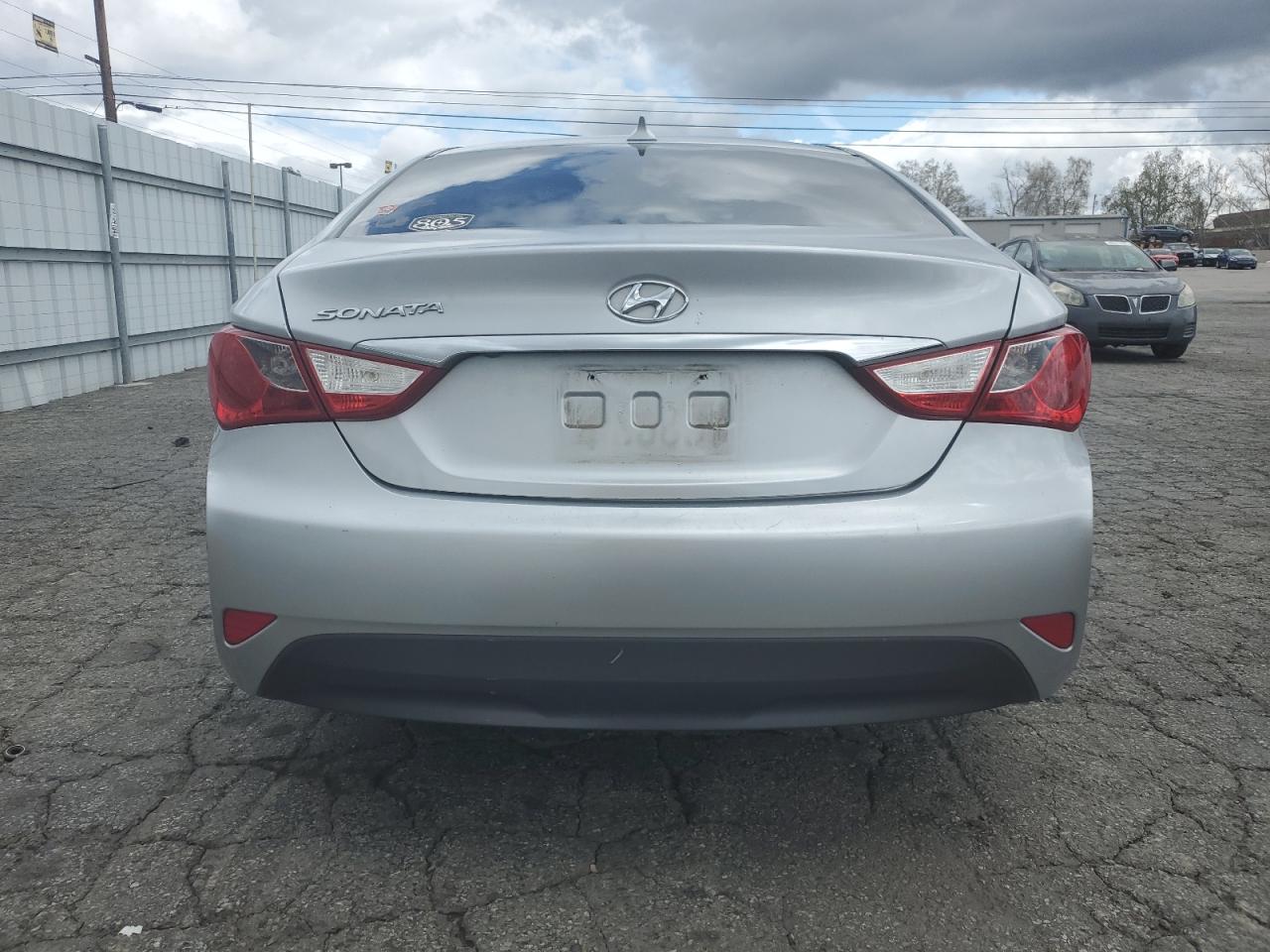 2014 Hyundai Sonata VIN 5NPEB4AC7EH852646 Copart auction photo, vandalism / minor dent/scratches damage thumbnail 6