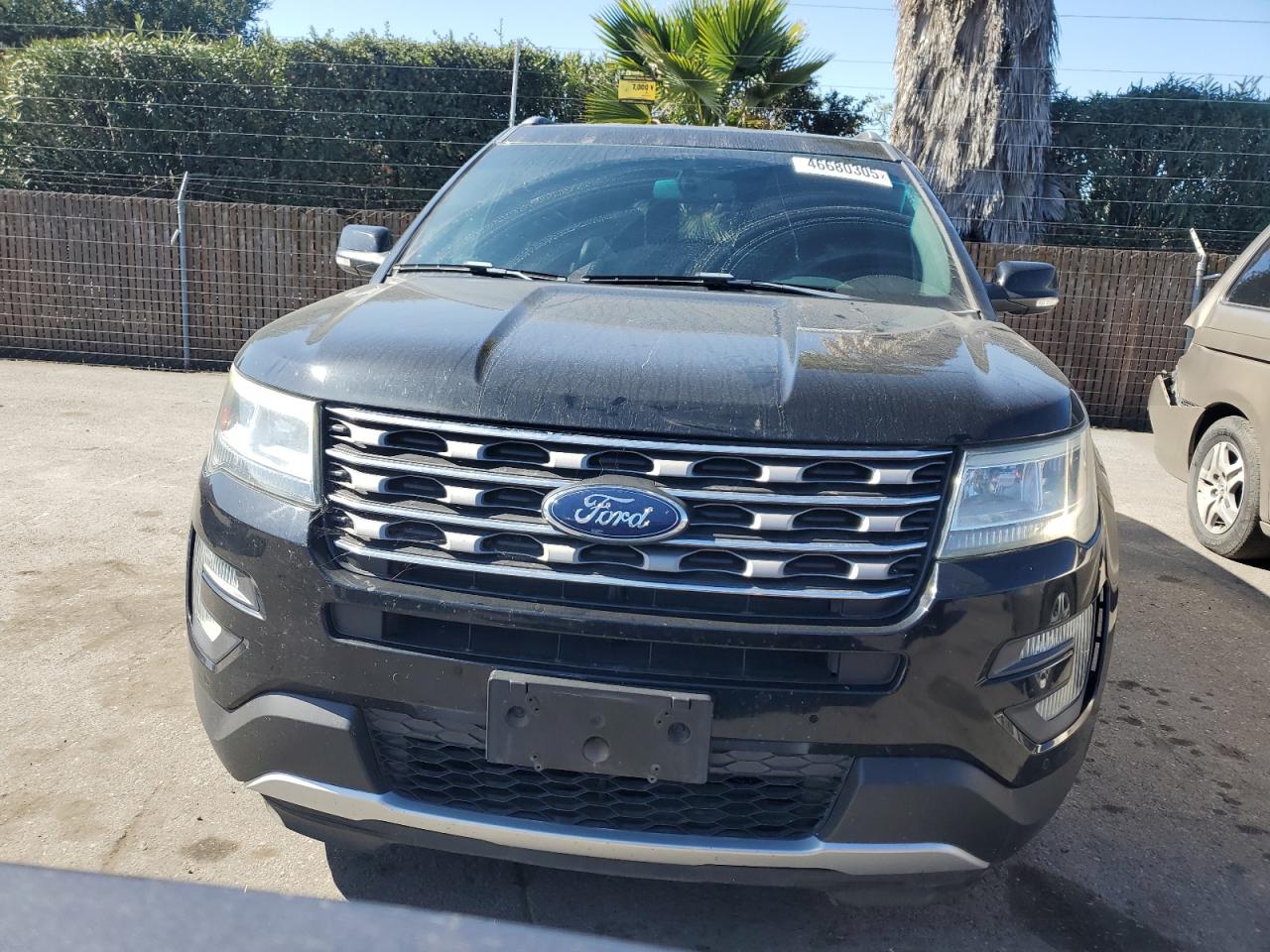2016 Ford Explorer VIN 1FM5K7D86GGC23049 Copart auction photo, side / front end damage thumbnail 5