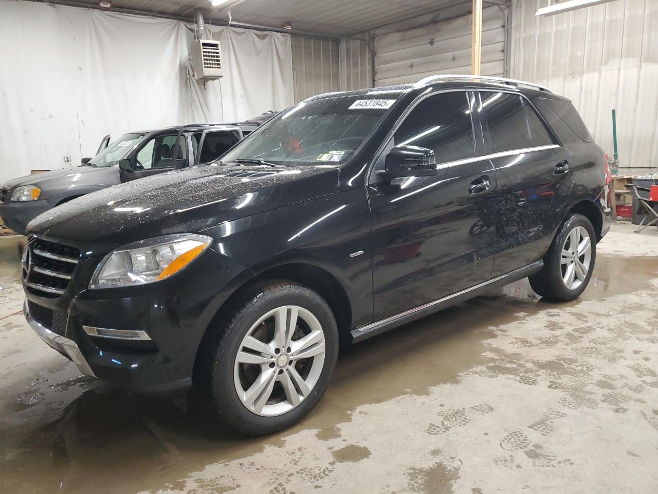 2012 Mercedes-Benz M-klasse VIN 4JGDA5HB7CA034335