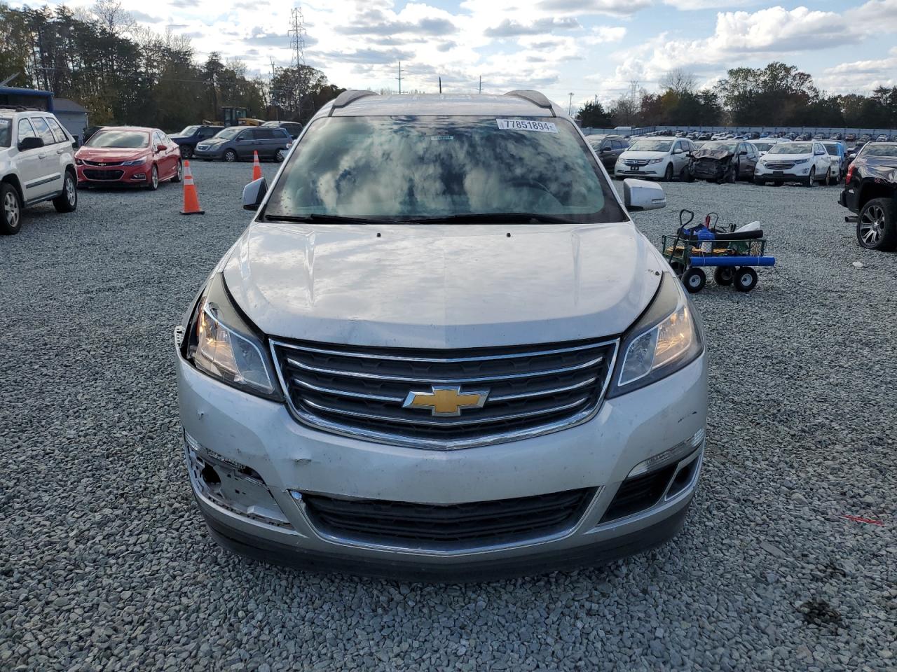 2016 Chevrolet Traverse VIN 1GNKRHKD1GJ150871 Copart auction photo, front end / side damage thumbnail 5