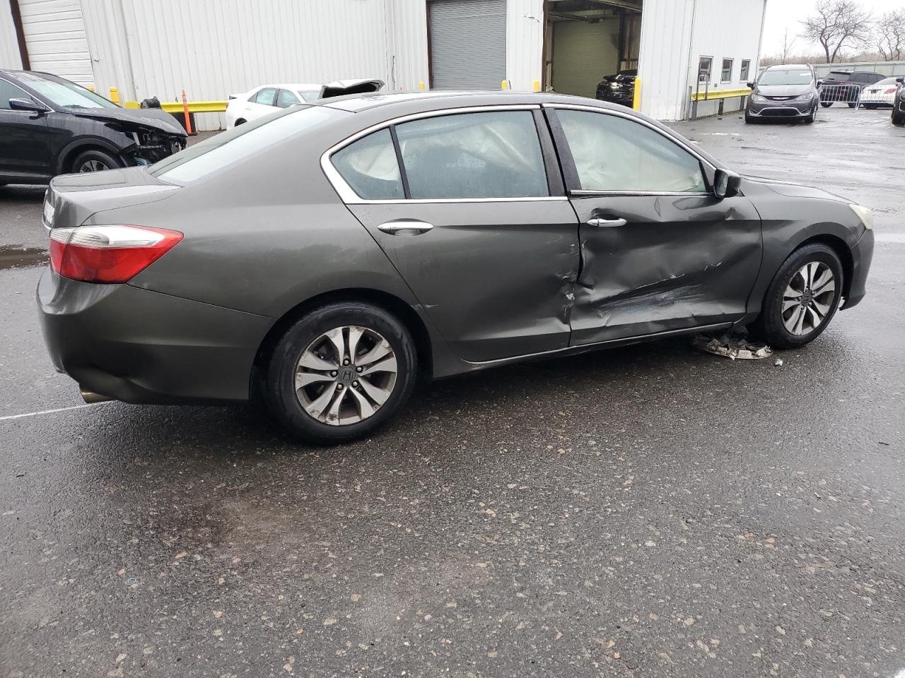 2013 Honda Accord VIN 1HGCR2F38DA062926 Copart auction photo, side / minor dent/scratches damage thumbnail 3