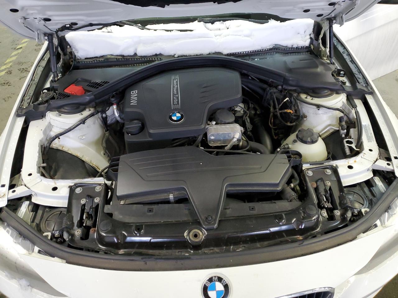 2012 BMW 3er VIN WBA3A5C52CF340716 Copart auction photo, rear end / undercarriage damage thumbnail 12
